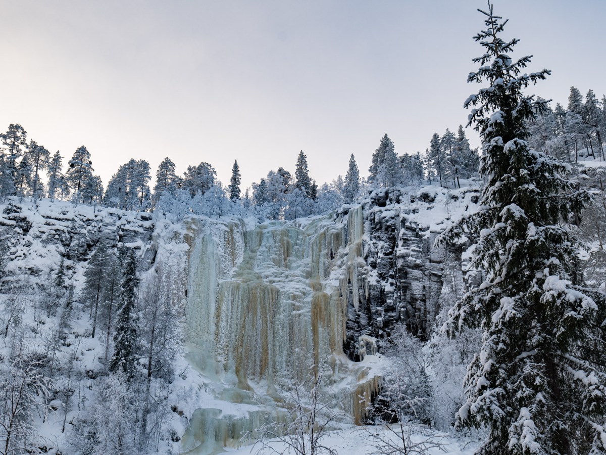 Laponie finlandaise – les chutes gelées de&nbsp;Korouoma