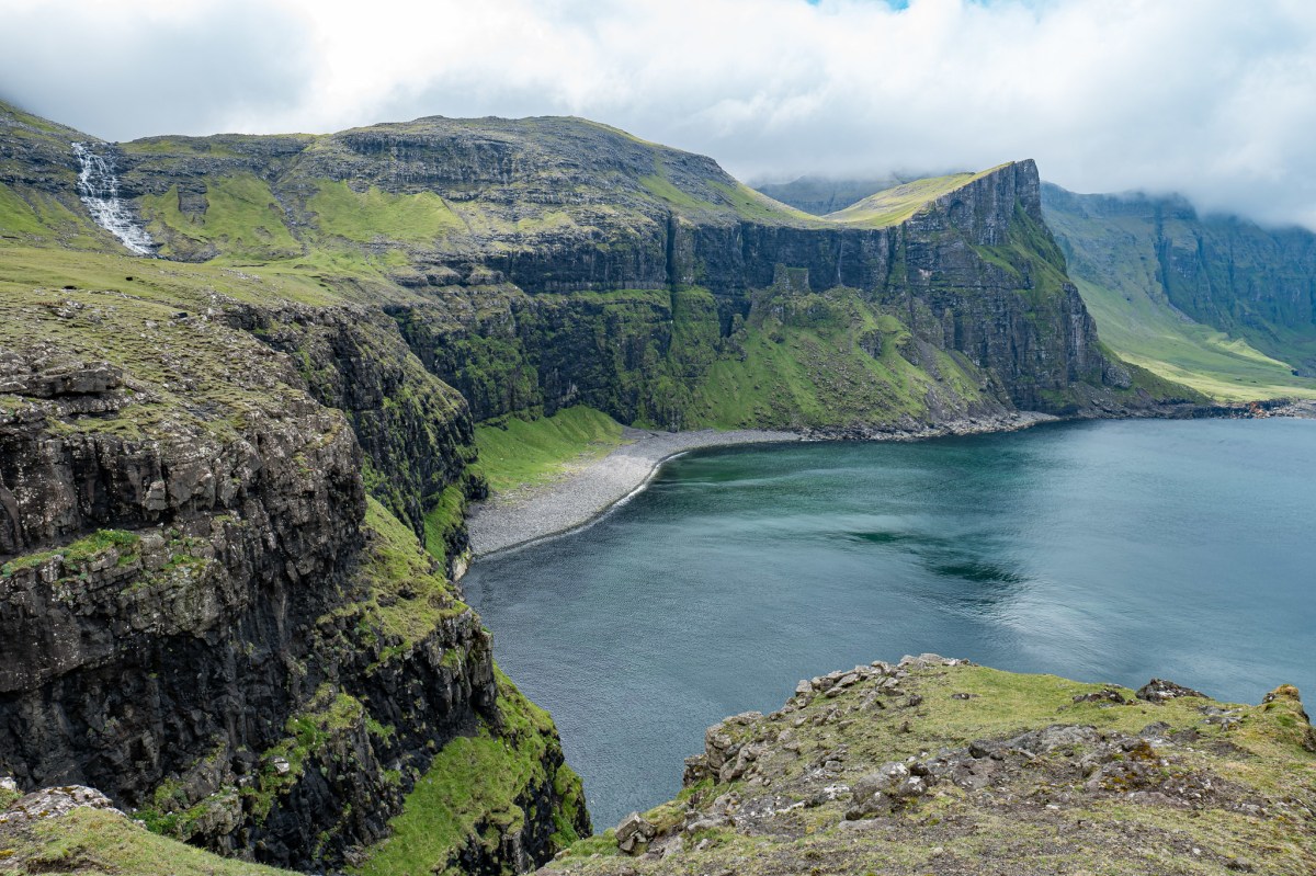 Les plus belles randonnées des Îles Féroé : notre guide&nbsp;complet